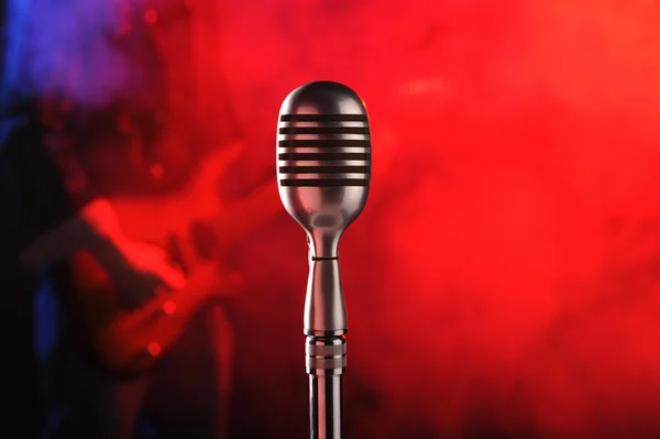 Microfone vintage, rock ao vivo — Fotografia de Stock