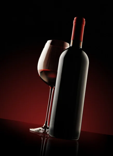 Rode wijnfles — Stockfoto