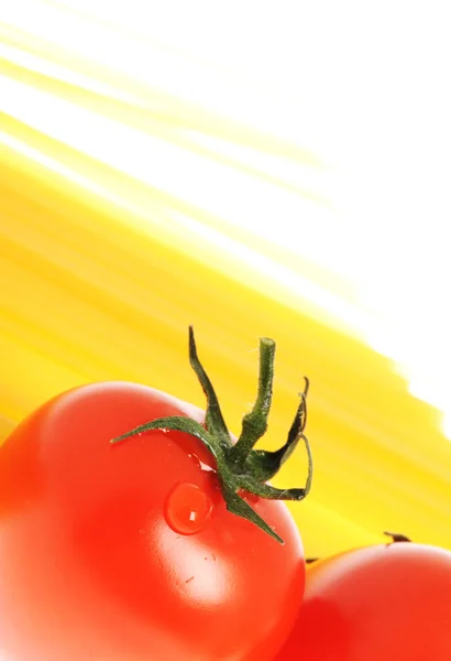 Tomate con gotas — Foto de Stock