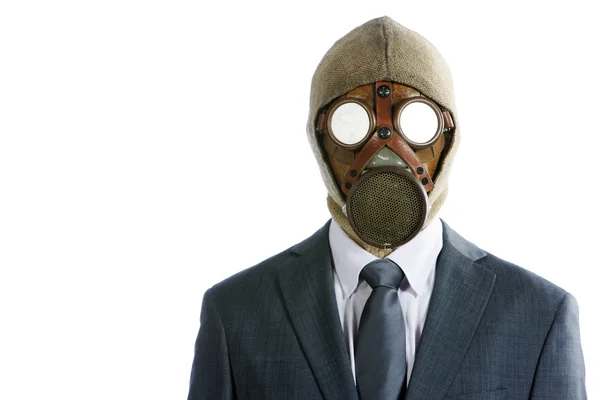 Retrato de hombre de negocios en una máscara de gas — Foto de Stock
