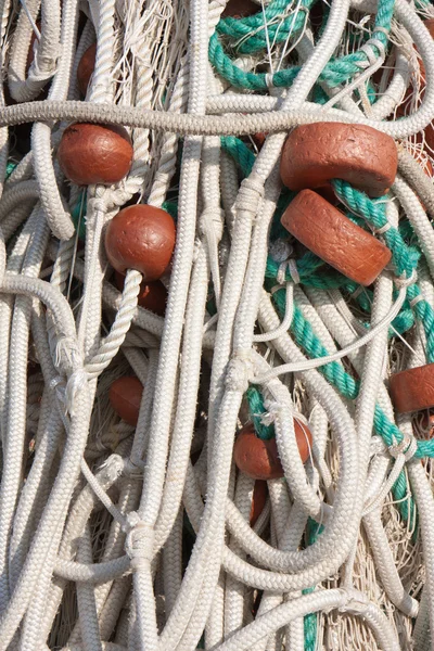 Grande pilha de artes de pesca com carros alegóricos — Fotografia de Stock