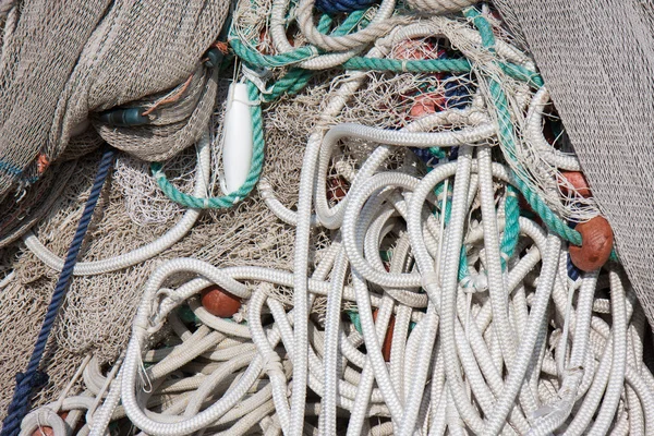 堆的捕鱼网与浮游物 — 图库照片