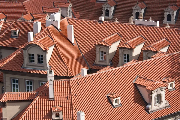 Rote Dächer von Prag, Tschechische Republik — Stockfoto