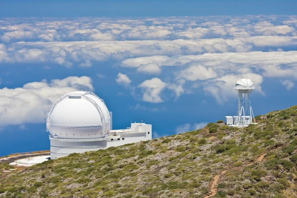 望遠鏡で、最も高いピークのラ ・ パルマ島 — ストック写真