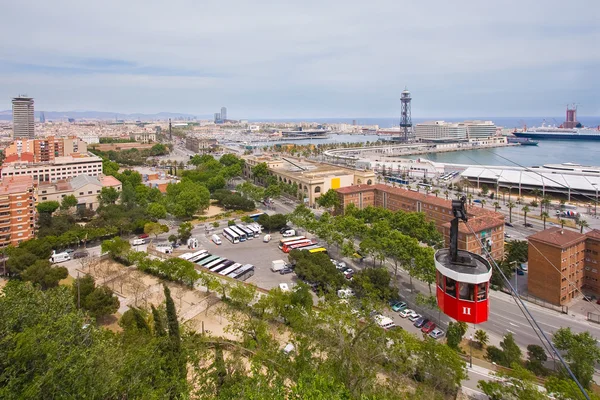 Kabelbaan in de haven van barcelona, Spanje — Stockfoto