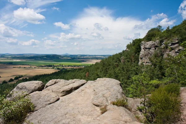 Krajobraz lato w Czeskim Raju, Republika Czeska — Zdjęcie stockowe