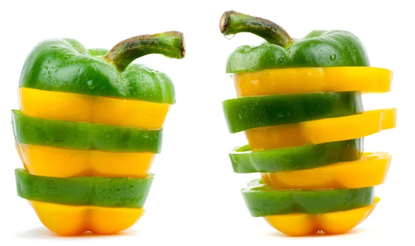 Čerstvé papriky zeleninu izolované na bílém — Stock fotografie