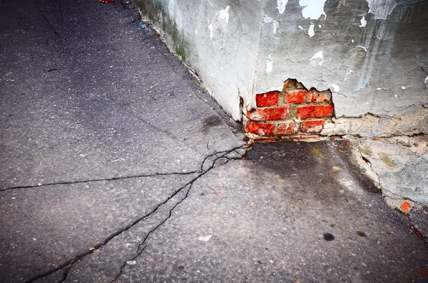 Crack in asphalt horizontal — Stock Photo, Image