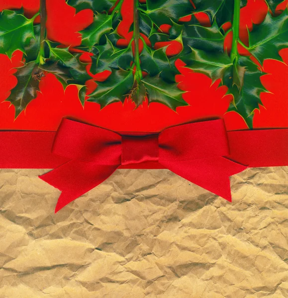Karácsonyi kártya Holly és Red Bow — Stock Fotó