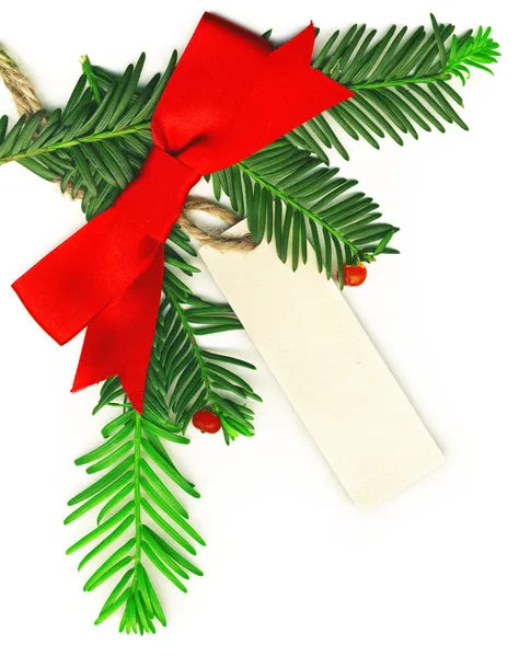 Borde navideño con etiqueta blanca vacía aislada sobre fondo blanco —  Fotos de Stock