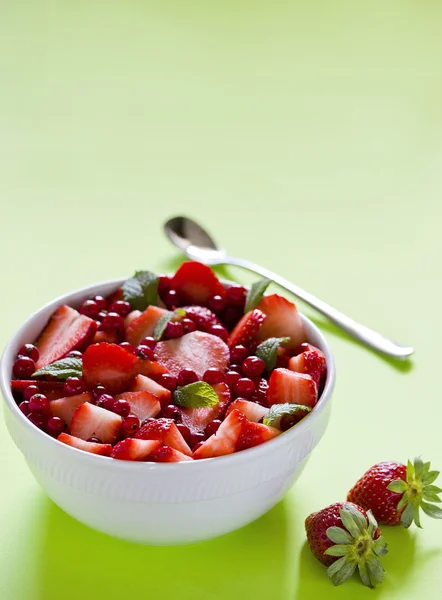 Strawberry Salad Bowl — Stock Photo, Image