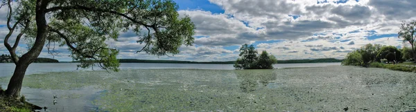 Göl kenarında Sigtuna (İsveç) — Stok fotoğraf