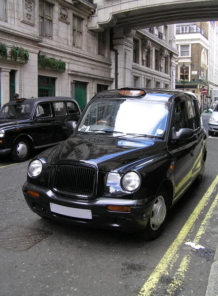 Klasyczna londyńska taksówka — Zdjęcie stockowe