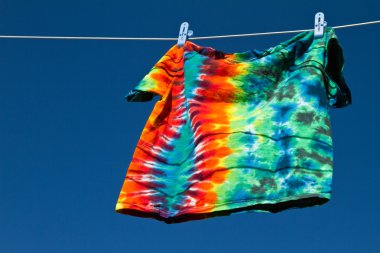 Shirt on clothesline clipart