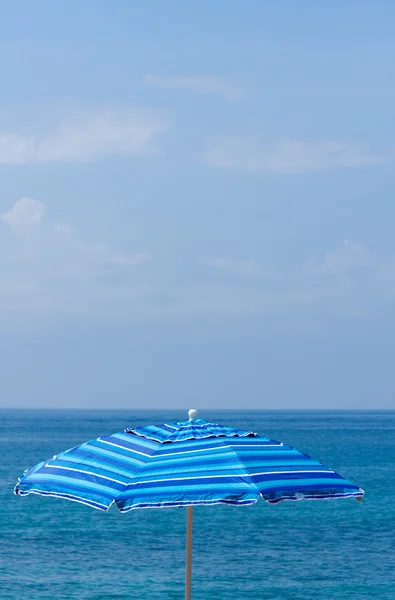 ビーチ パラソル — ストック写真