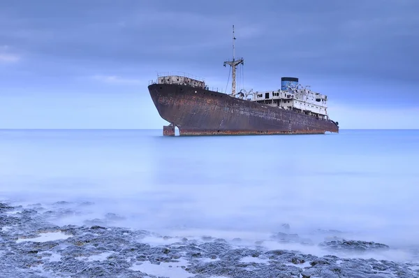 버려진된 배. — 스톡 사진