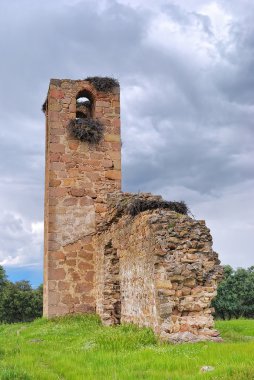 kilise kalıntıları.