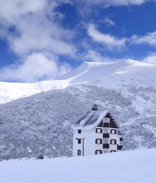 stock image Mountain lodge.