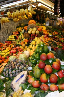 La boqueria, meyve. Dünya ünlü Barselona Pazar, İspanya. seçici odak.