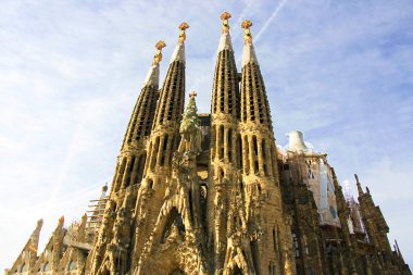 Sagrada familia dikey panoramik görünüm