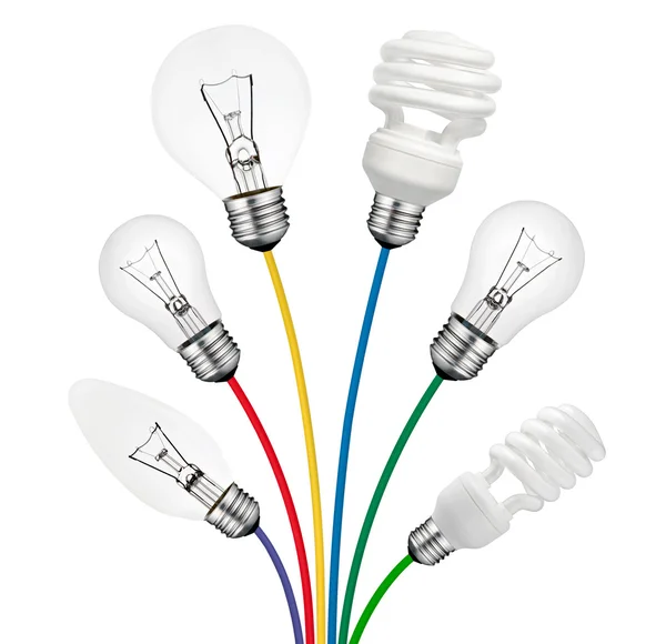 Ideeën - lightbulbs gekoppeld aan gekleurde kabels — Stockfoto