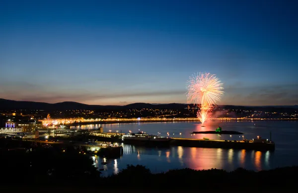 Fuochi d'artificio a Douglas Bay Isola di Man — Foto Stock