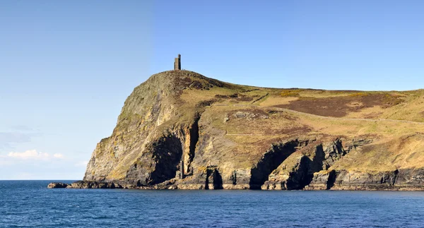 Isle of man üzerinde brada kuleye bakış — Stok fotoğraf
