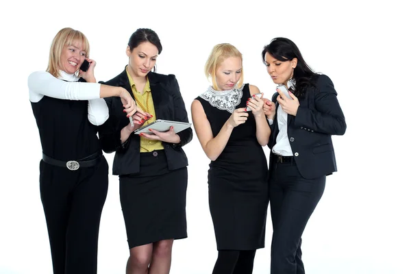 पांढरा बॅग वर वेगळे फोनवर बोलत चार व्यवसाय स्त्री — स्टॉक फोटो, इमेज