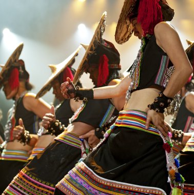 Chinese national dancers