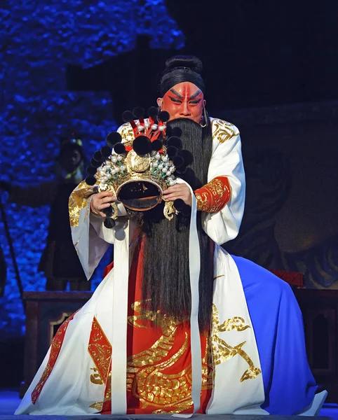 Opera chińska aktor z tradycyjnym stroju — Zdjęcie stockowe