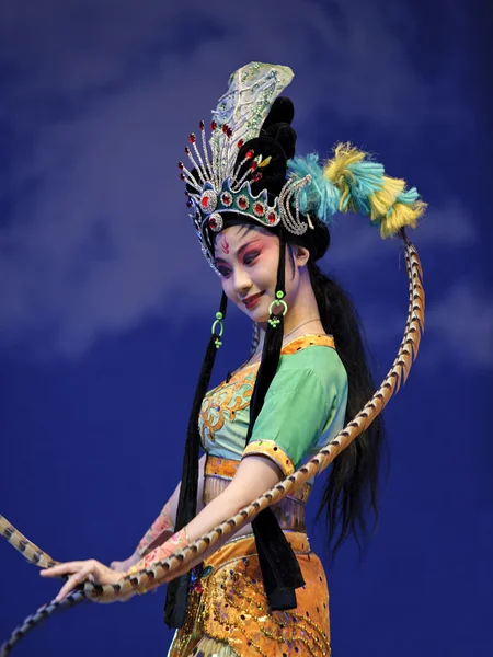 Linda actriz de ópera china — Foto de Stock
