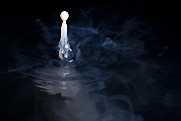 Milk Drop in Water — Stock Photo, Image