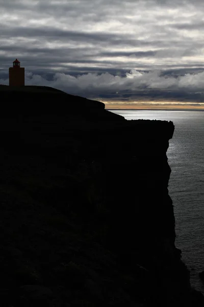 Island - Küste - Leuchtturm — Stockfoto