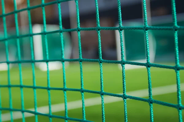 Futbol gol zemin üzerine mesh — Stok fotoğraf