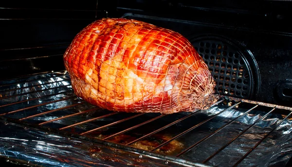 オーブンで豚フィレ肉 — ストック写真