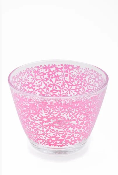 Tigela de vidro rosa vazio isolado — Fotografia de Stock