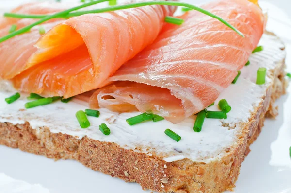 Smoken salmon sandwich — Stock Photo, Image