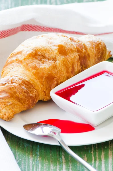Croissant and jem — Stock Photo, Image