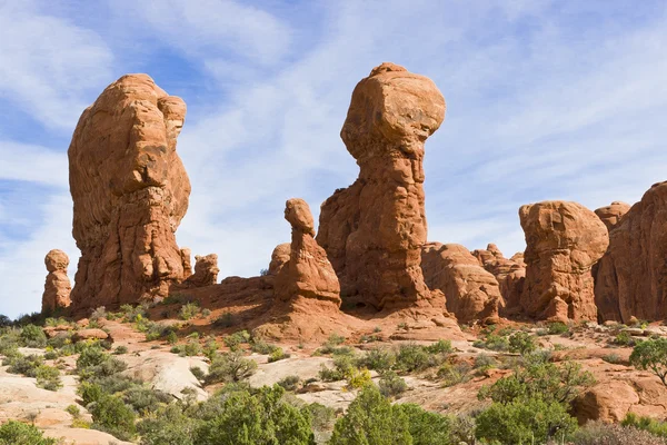 Esculturas de roca natural en el Parque Nacional Arches - Elefantes . —  Fotos de Stock