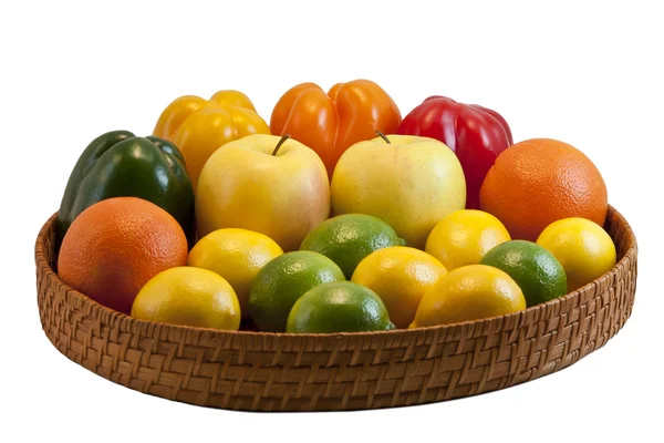 Vacker bricka med färgglada frukter och grönsaker — Stockfoto