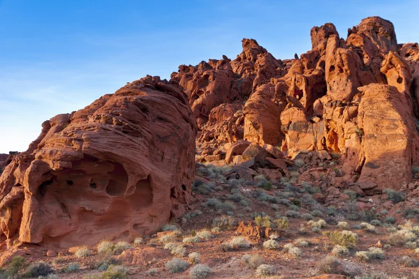 The unique red sandstone rock formations on sunset — Stock Photo, Image
