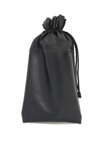Bolsa de couro preto com cabo isolado em branco — Fotografia de Stock
