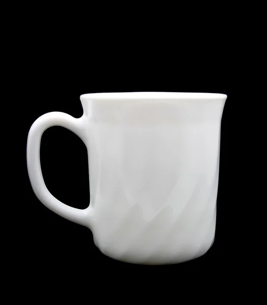 Weiße Tasse isoliert auf schwarzem Hintergrund — Stockfoto