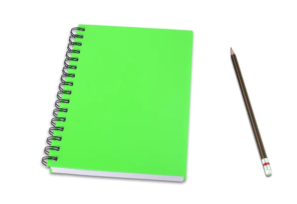 Yeşil defter ve beyaz arka plan üzerinde izole kalem — Stok fotoğraf