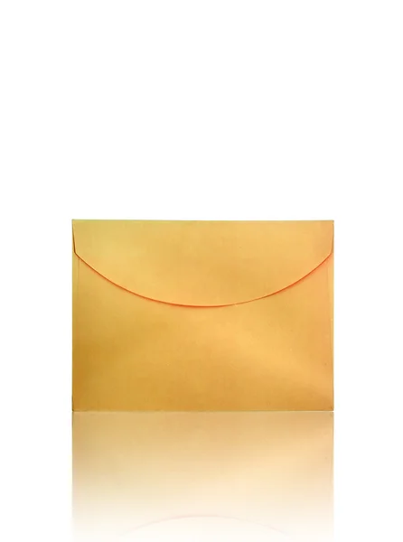 在白色背景上孤立的棕色信封 — 图库照片