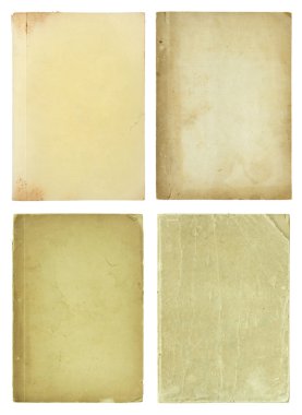 Beyaz arkaplanda izole edilmiş eski kitap sayfaları kümesi