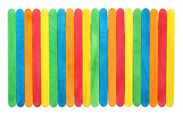 Κενό πολύχρωμο ξύλινο ραβδί παγωτού με διαδρομή αποκοπής — Φωτογραφία Αρχείου