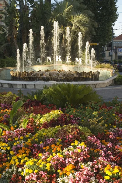 Sanremo, Ligurië Italië een fontein — Stockfoto