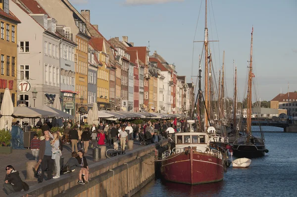 Новая груша Nyhavn Копенгаген Дания — стоковое фото