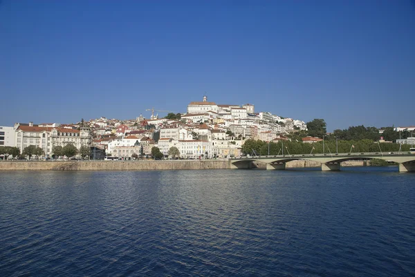Portugal, vista para a cidade velha de Coimbra — Fotografia de Stock